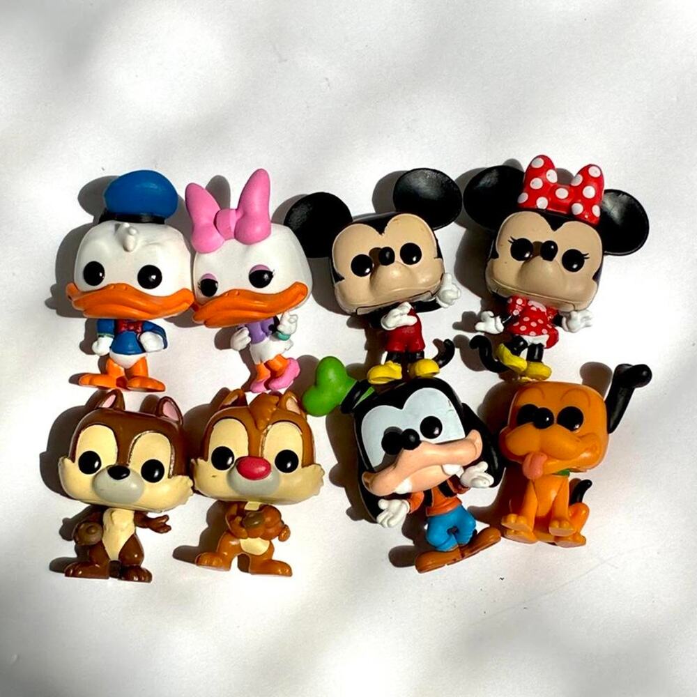 Funko Disney Advent Calendar Includes 8 figures
